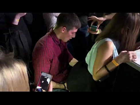 ❤️ sex tūturu i roto i te nightclub Russian. 18-tau-tawhito Russian kotiro i roto i te nono me te tara fucked i roto i te nightclub ❤❌ Porno i mi.hochu-sex-tomsk.ru ❤