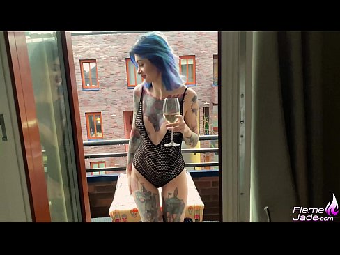 ❤️ Te kotiro tino nui e ngotea ana me te karepe me te whana i raro i te rangi tuwhera ❤❌ Porno i mi.hochu-sex-tomsk.ru ❤